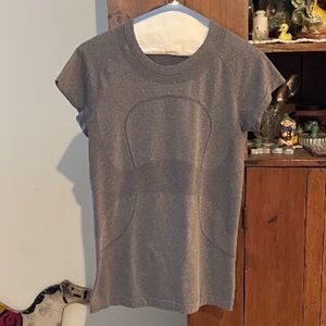 Lululemon swiftly tech short sleeve